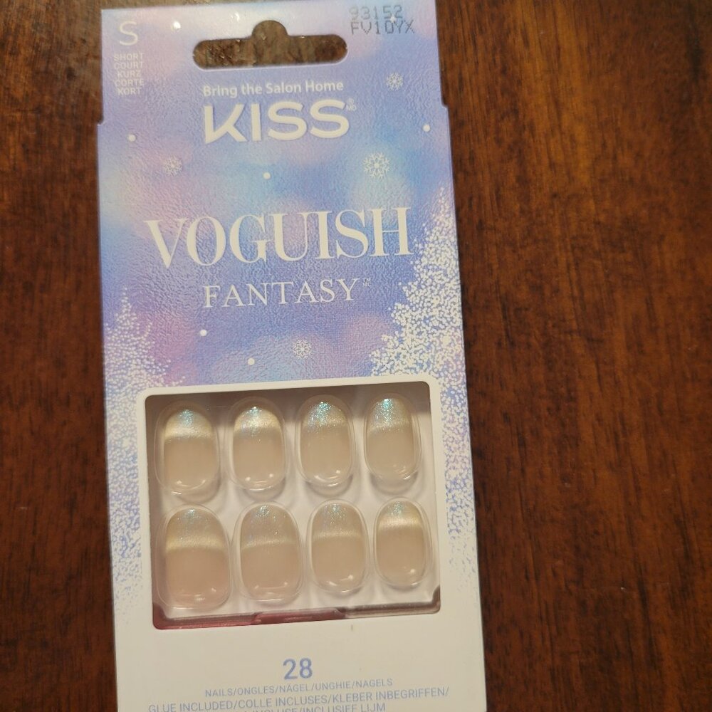 NEW Kiss Voguish Fantasy Press On Nails- Glitter Tips